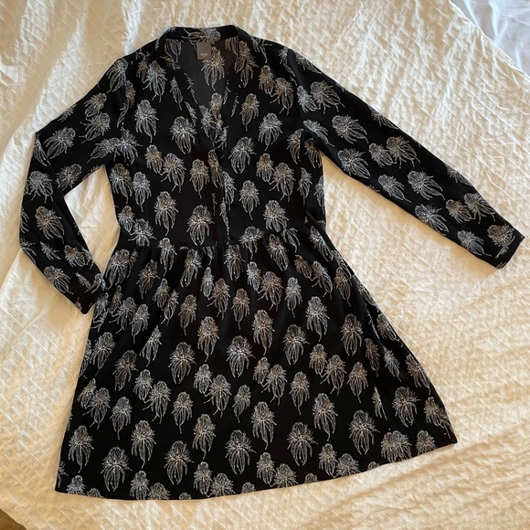 Flower Bud Shift Dress - ICHI - Picture 1 of 13